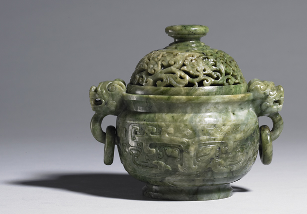 清 碧玉獸面紋爐